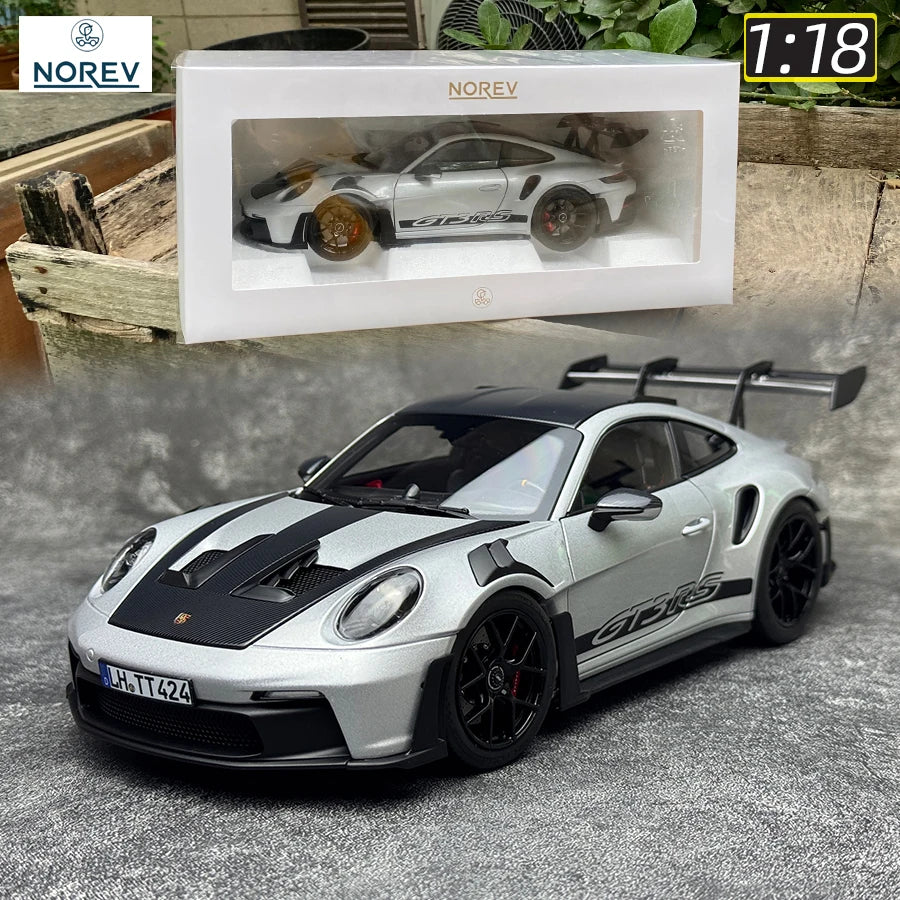 Porsche 911 GT3 RS (2022) Diecast Model Car – Realistic