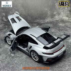 Porsche 911 GT3 RS (2022) Diecast Model Car – Realistic